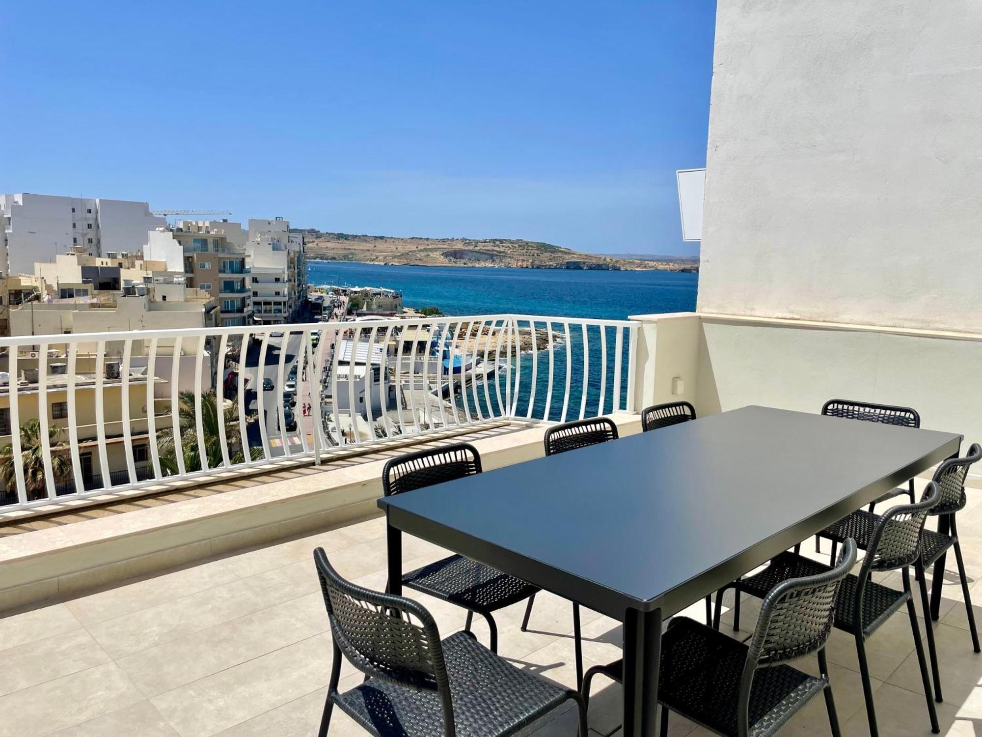 Bugibba Square Seafront Lux Apartments By Holi San Pawl il-Baħar Kültér fotó