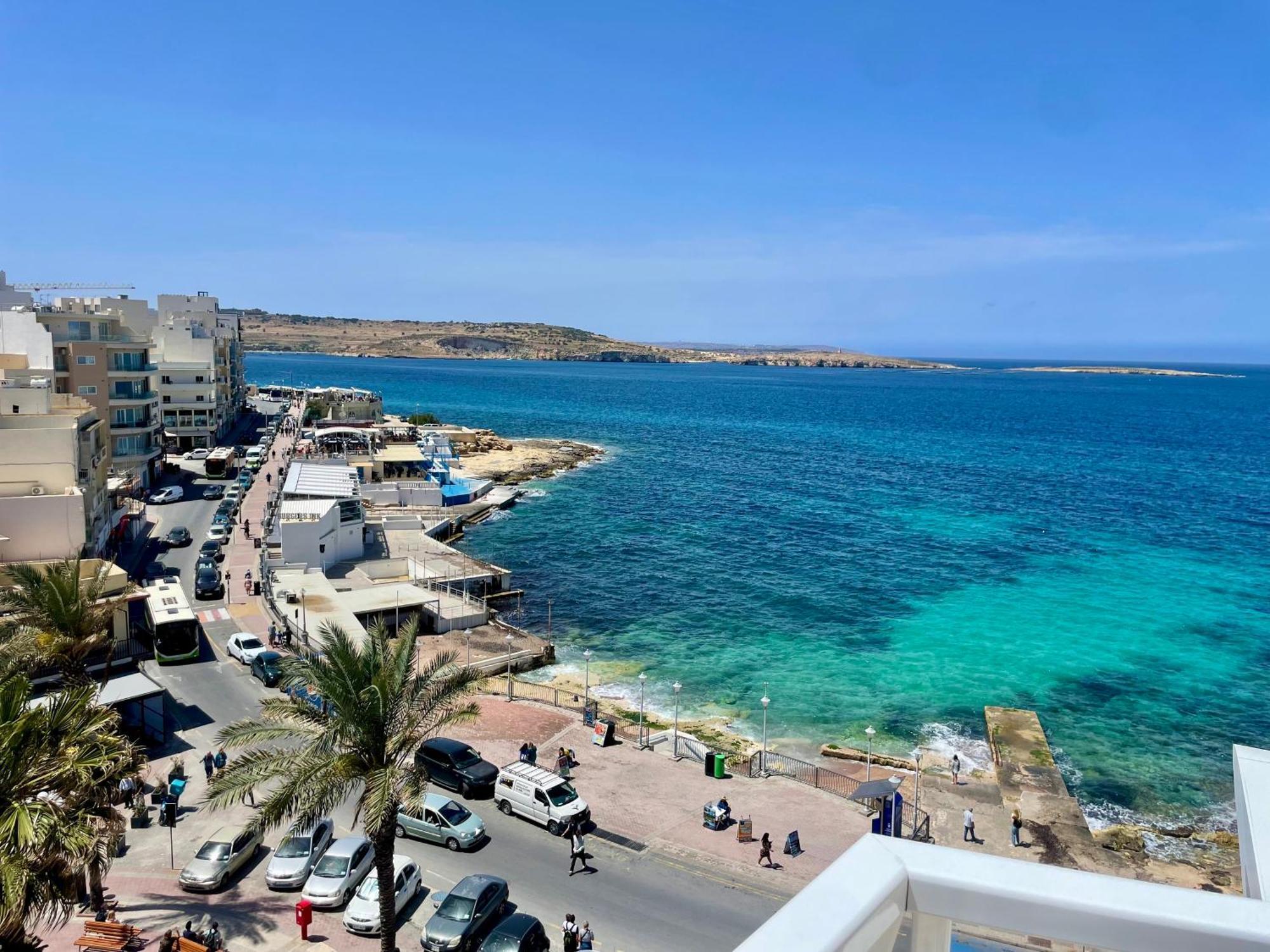 Bugibba Square Seafront Lux Apartments By Holi San Pawl il-Baħar Kültér fotó