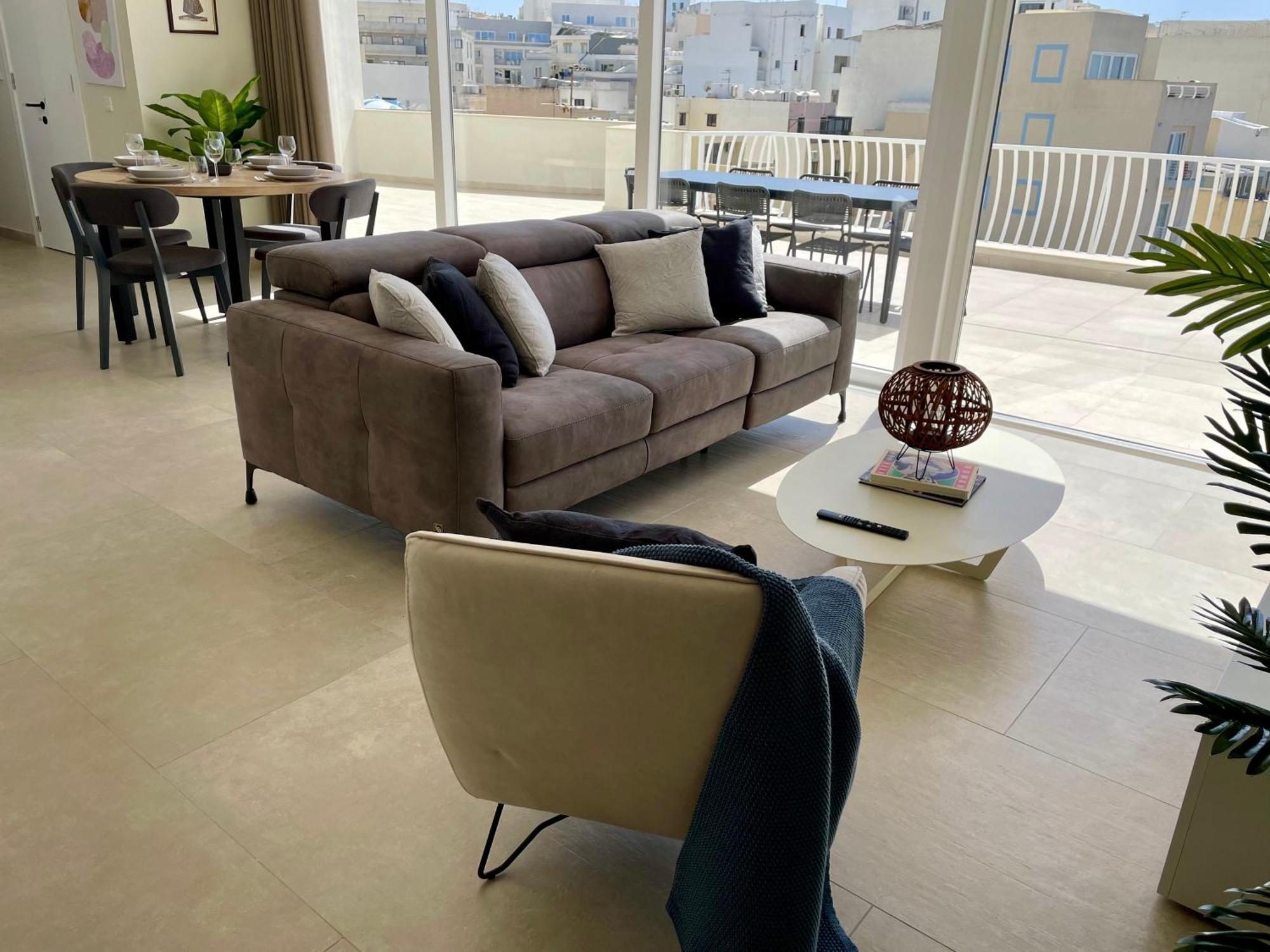 Bugibba Square Seafront Lux Apartments By Holi San Pawl il-Baħar Kültér fotó